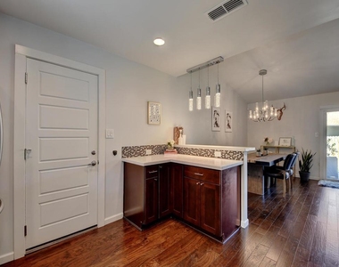 5320 Presidio Rd - Photo Thumbnail 11