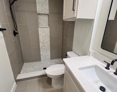 8012 Pinedale Cv - Photo Thumbnail 17