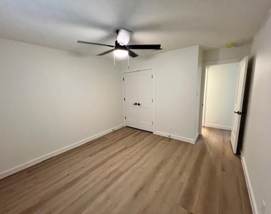8012 Pinedale Cv - Photo Thumbnail 15