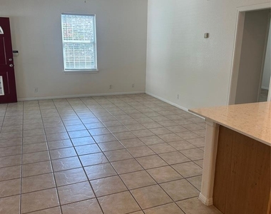 5401 Evans Ave - Photo Thumbnail 1