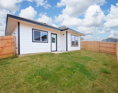 171 Haywood Mnr - Photo Thumbnail 13