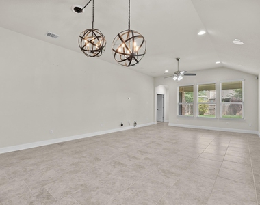 3508 De Torres Cir - Photo Thumbnail 13