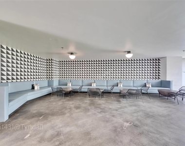 800 Embassy Dr - Photo Thumbnail 17