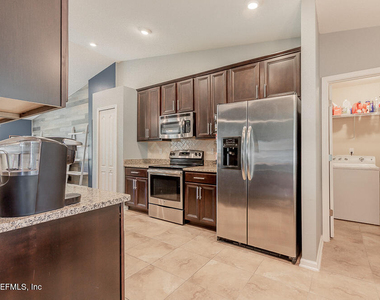 13328 Smithwick Lane - Photo Thumbnail 3