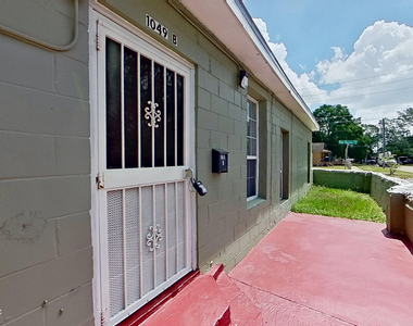 1049 Pippin Street - Photo Thumbnail 2