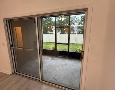 12301 Kernan Forest Boulevard - Photo Thumbnail 3