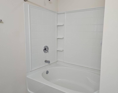 95111 Timberlake Drive - Photo Thumbnail 9