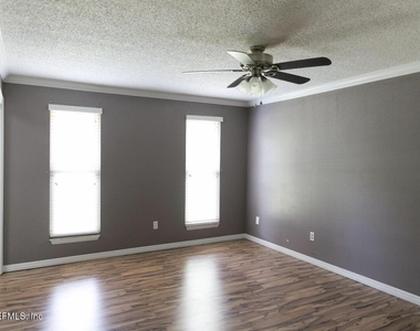 8745 Gum Street - Photo Thumbnail 16