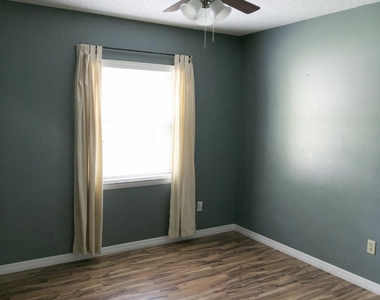 8745 Gum Street - Photo Thumbnail 14