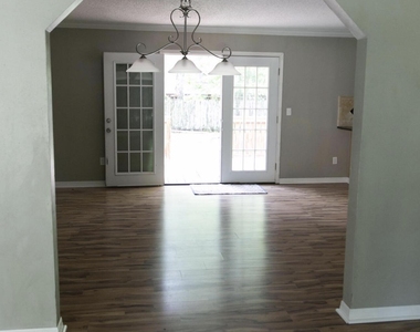 8745 Gum Street - Photo Thumbnail 5