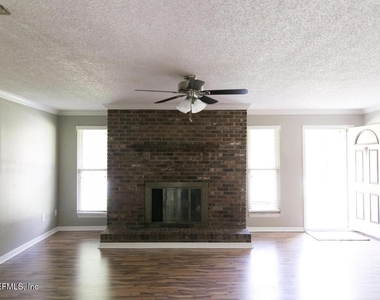 8745 Gum Street - Photo Thumbnail 2