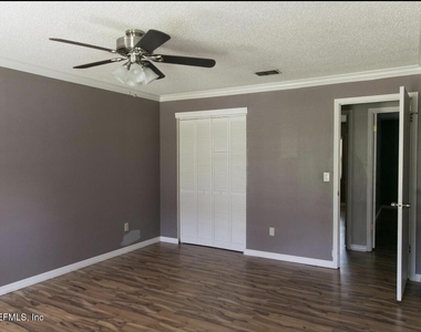 8745 Gum Street - Photo Thumbnail 17