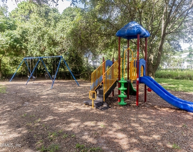 8779 Reedy Branch Drive - Photo Thumbnail 16