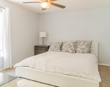 8779 Reedy Branch Drive - Photo Thumbnail 10