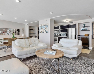 1601 Ocean Drive S - Photo Thumbnail 16