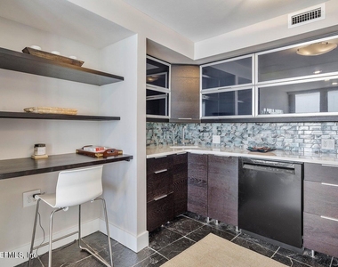 1601 Ocean Drive S - Photo Thumbnail 9