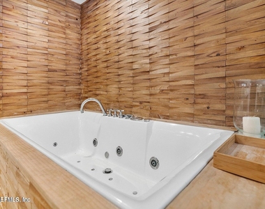1601 Ocean Drive S - Photo Thumbnail 22