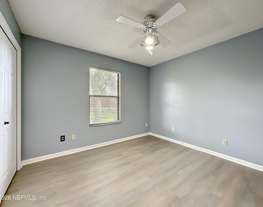 341 Hickory Hollow Drive N - Photo Thumbnail 14