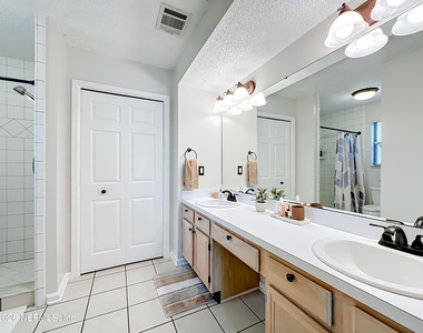 341 Hickory Hollow Drive N - Photo Thumbnail 21