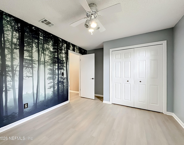 341 Hickory Hollow Drive N - Photo Thumbnail 16