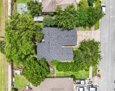 341 Hickory Hollow Drive N - Photo Thumbnail 28