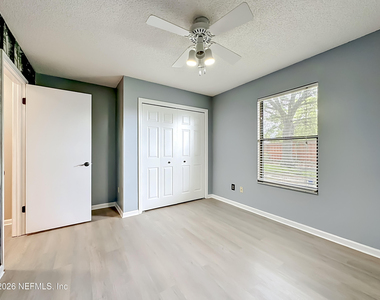 341 Hickory Hollow Drive N - Photo Thumbnail 15
