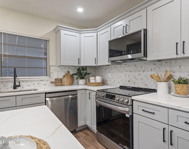 520 Ray Edwards Road - Photo Thumbnail 11