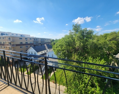 7432 Washington Street - Photo Thumbnail 7