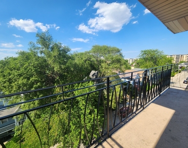 7432 Washington Street - Photo Thumbnail 6