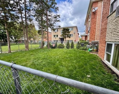 9656 Golf Terrace - Photo Thumbnail 11
