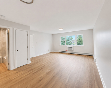 9656 Golf Terrace - Photo Thumbnail 5