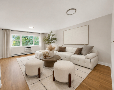 9656 Golf Terrace - Photo Thumbnail 3
