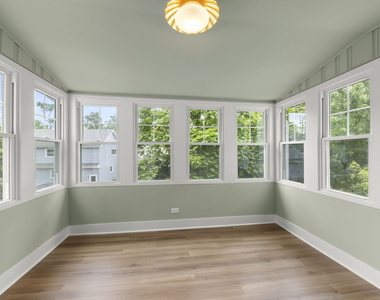 285 Hill Avenue - Photo Thumbnail 4