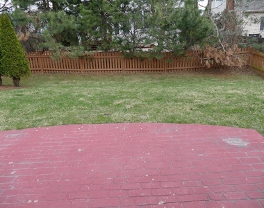 2832 Skylane Drive - Photo Thumbnail 17