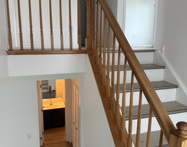 21423 Frost Court - Photo Thumbnail 11