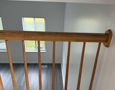 21423 Frost Court - Photo Thumbnail 12