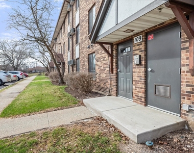 109 Gregory Street - Photo Thumbnail 14