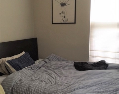 3802 N Hermitage Avenue - Photo Thumbnail 12
