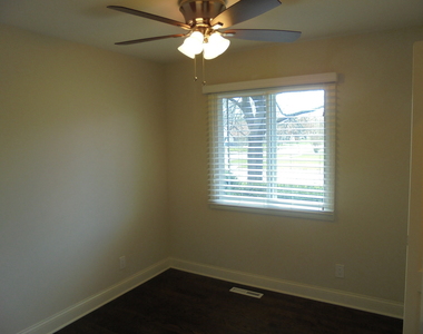 66 Barrow Drive - Photo Thumbnail 22