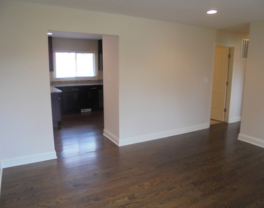 66 Barrow Drive - Photo Thumbnail 6