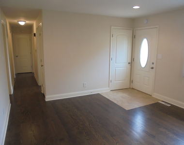 66 Barrow Drive - Photo Thumbnail 5