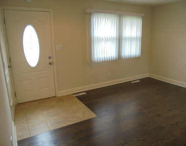 66 Barrow Drive - Photo Thumbnail 7