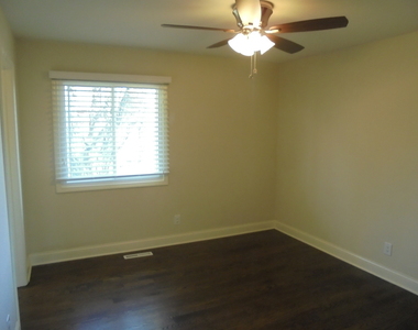 66 Barrow Drive - Photo Thumbnail 25