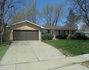 66 Barrow Drive - Photo Thumbnail 32
