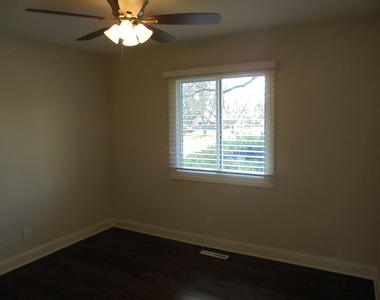 66 Barrow Drive - Photo Thumbnail 28