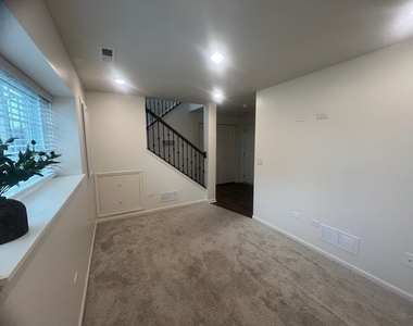 285 Lakeshore Drive - Photo Thumbnail 24
