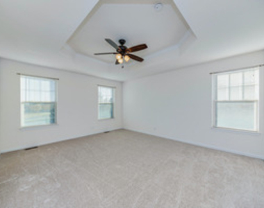 212 Commerce Street E - Photo Thumbnail 7