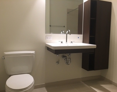 1345 S Wabash Avenue - Photo Thumbnail 11