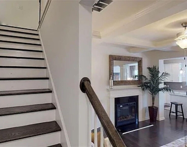 24 Garrison Drive - Photo Thumbnail 21