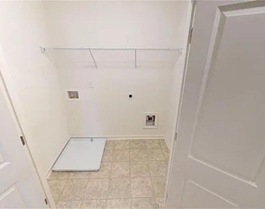 24 Garrison Drive - Photo Thumbnail 5